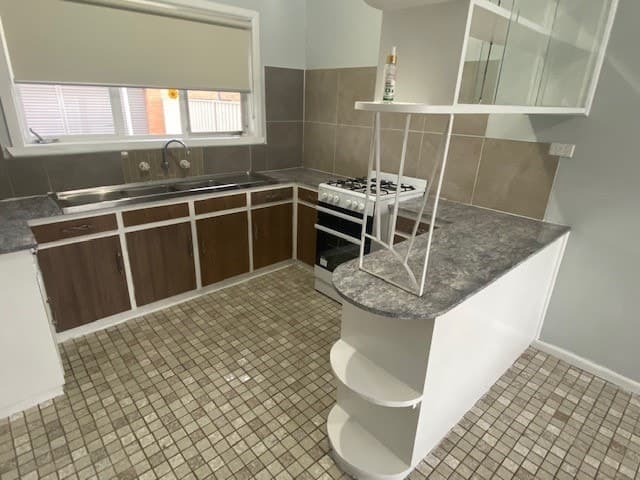 7 Whitesides Avenue, Sunshine West, VIC 3020, Sunshine West - Thumbnail 3