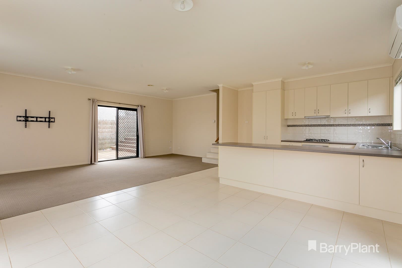 3 Tatterson Court, Warragul, VIC 3820, Warragul - Thumbnail 4