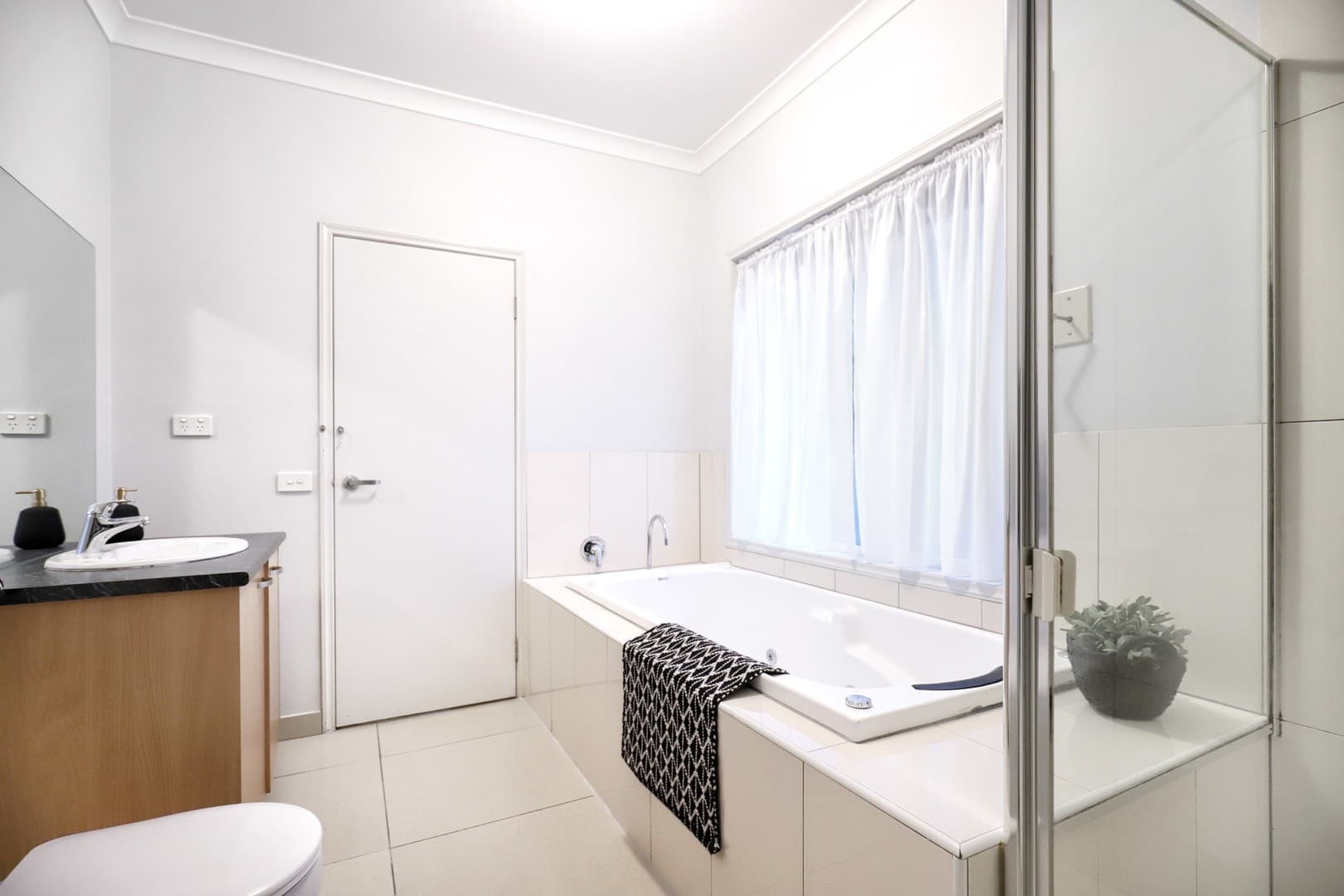 22 Northumberland Circuit, Craigieburn, VIC 3064, Craigieburn - Thumbnail 8