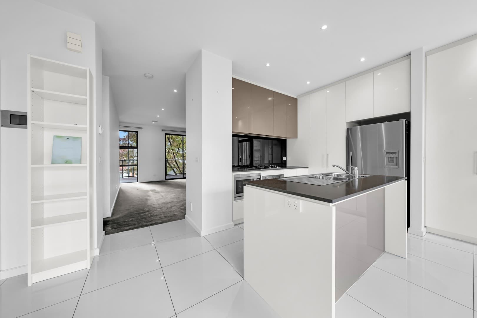 114 Stadium Circuit, Mulgrave, VIC 3170, Mulgrave - Thumbnail 2