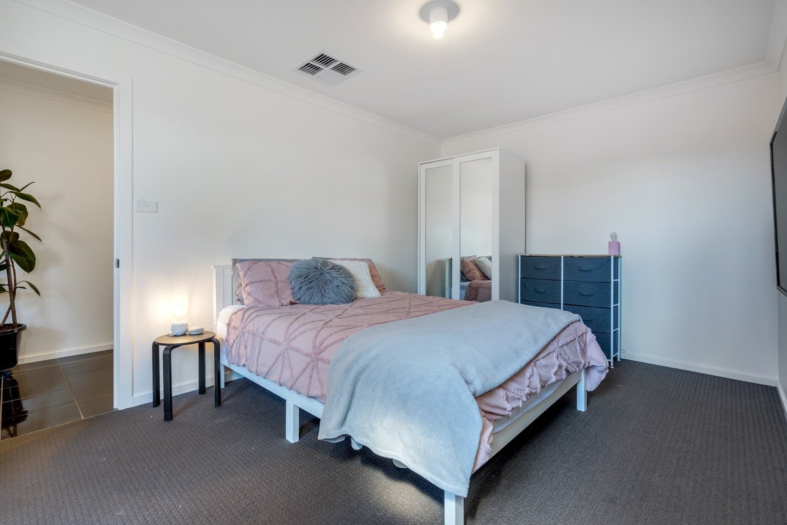 34 Kernan Court, Craigieburn, VIC 3064, Craigieburn - Thumbnail 3
