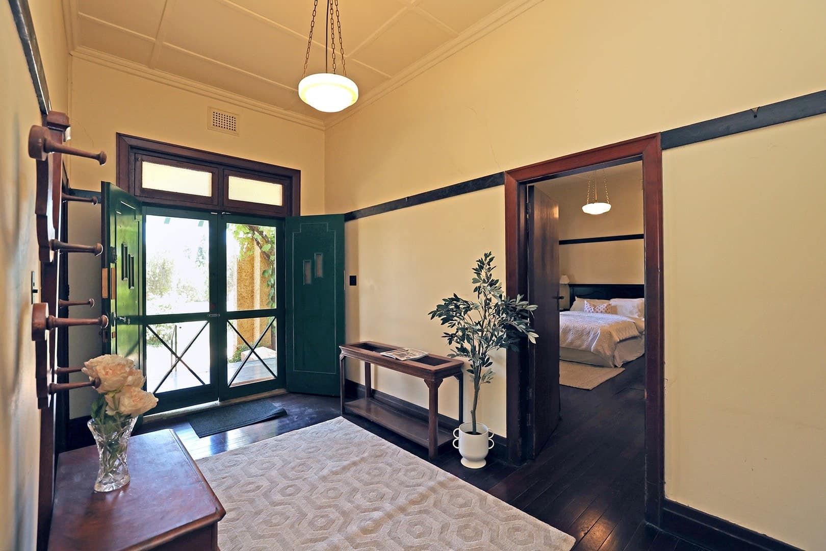 328-332 Eleventh Street, Mildura, VIC 3500, Mildura - Thumbnail 2