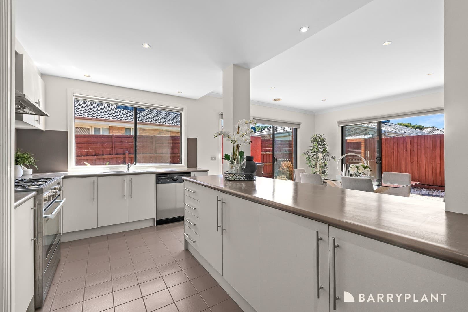16 Seattle Square, Narre Warren, VIC 3805, Narre Warren - Thumbnail 8
