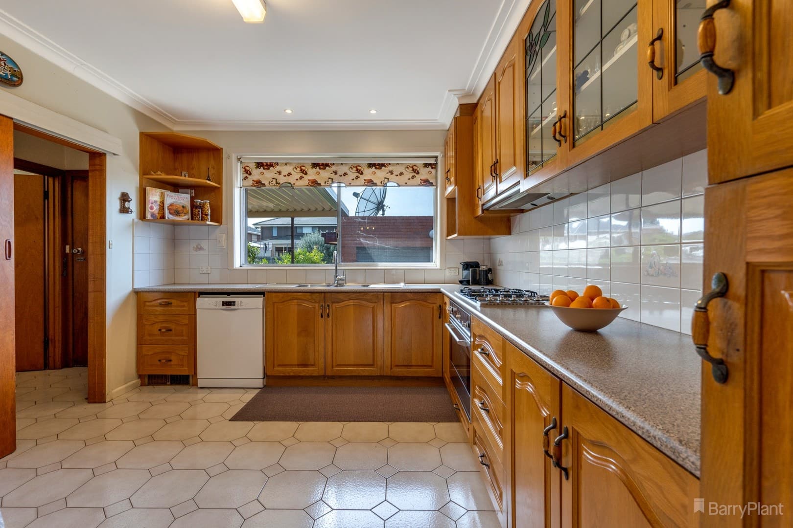 8 Halsey Street, Reservoir, VIC 3073, Reservoir - Thumbnail 4