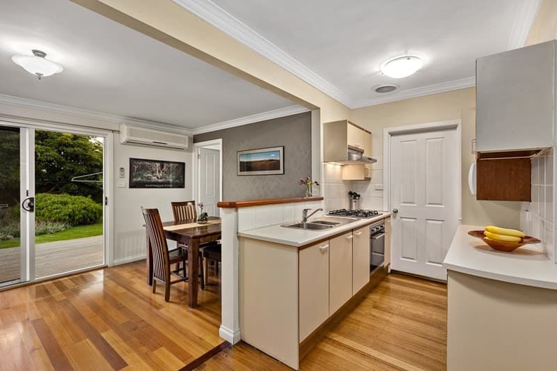 17 Catherine Street, Ringwood, VIC 3134, Ringwood - Thumbnail 3