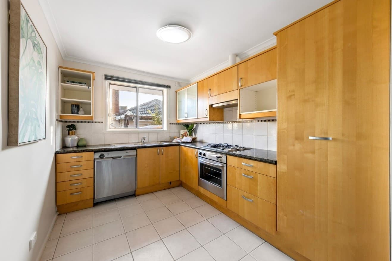 2/14 Walter Street, Mitcham, VIC 3132, Mitcham - Thumbnail 2