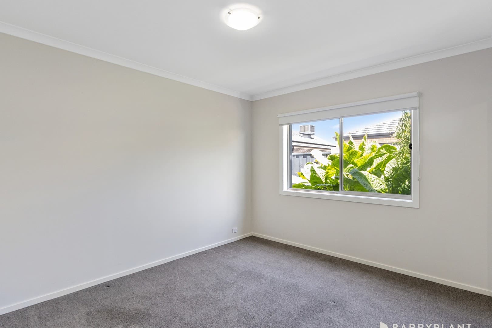 4 Guisard Way, Clyde North, VIC 3978, Clyde North - Thumbnail 7