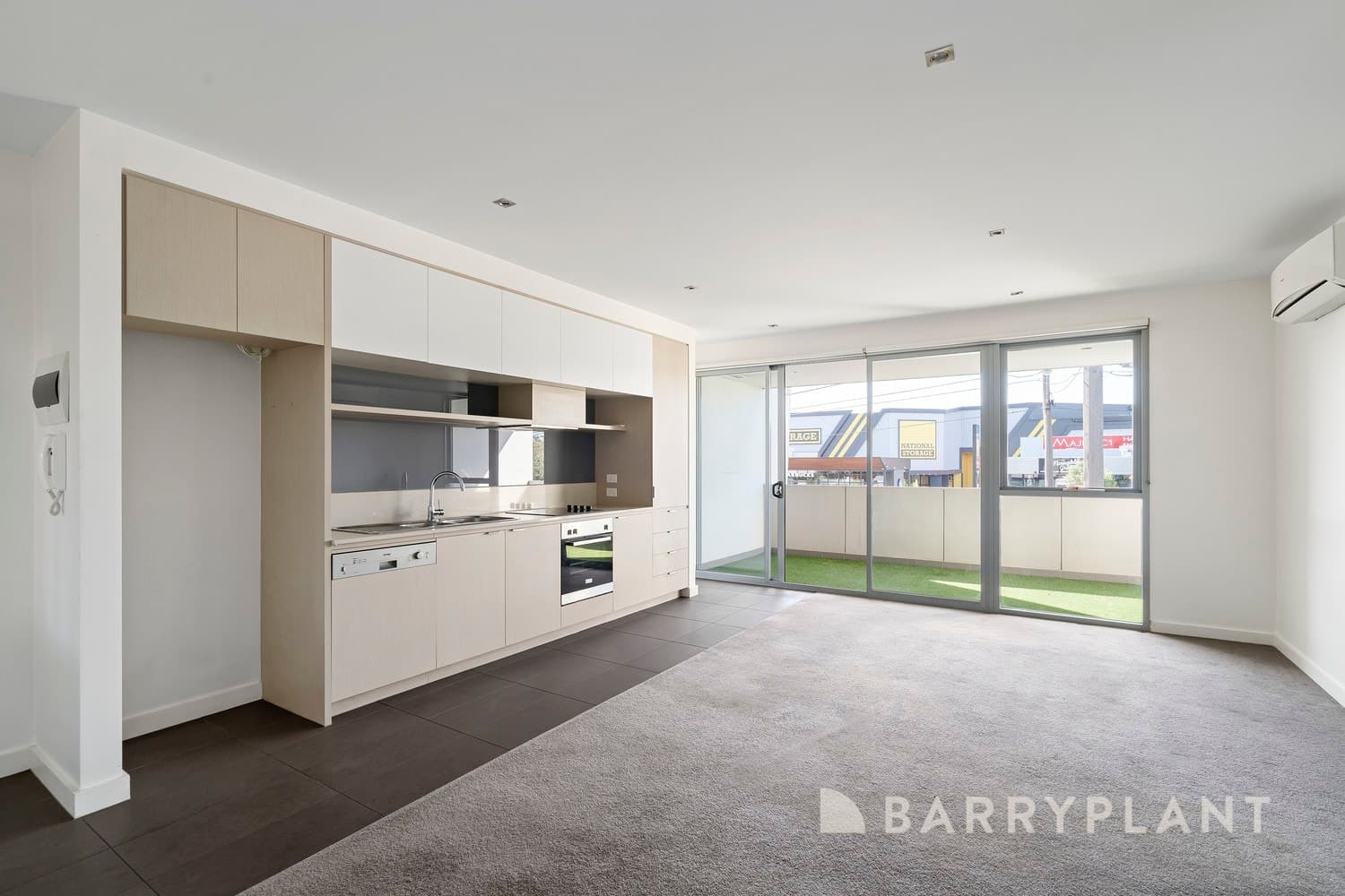 32/44 Eucalyptus  Drive, Maidstone, VIC 3012, Maidstone - Thumbnail 2