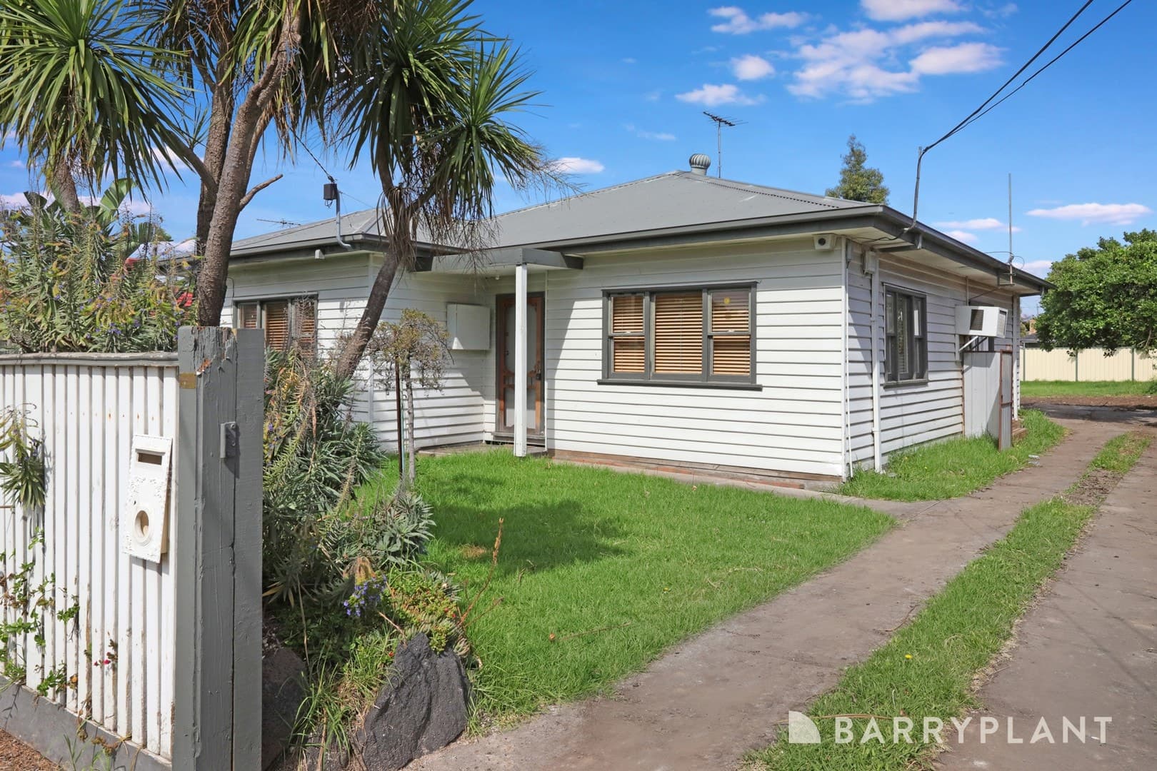 19 Ford Avenue, Sunshine North, VIC 3020, Sunshine North - Thumbnail 5