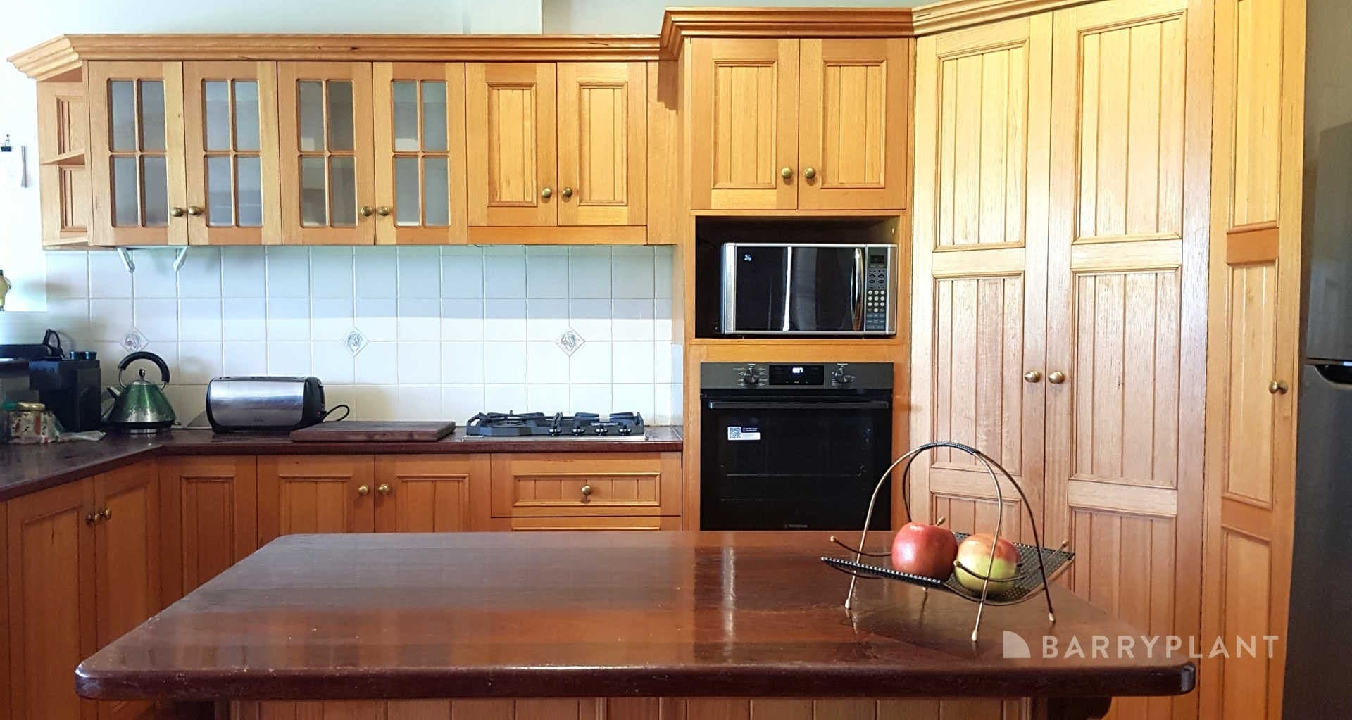 100 Gillies Street, Maryborough, VIC 3465, Maryborough - Thumbnail 6