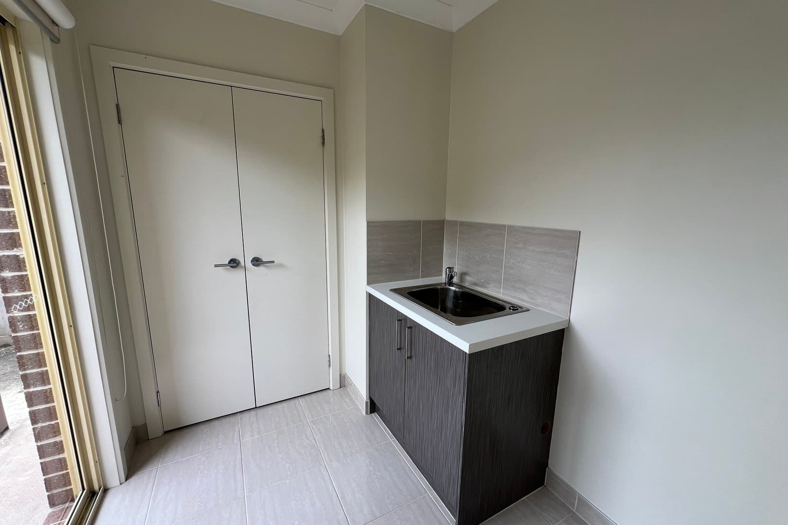 1/42 James Street, St Albans, VIC 3021, St Albans - Thumbnail 2