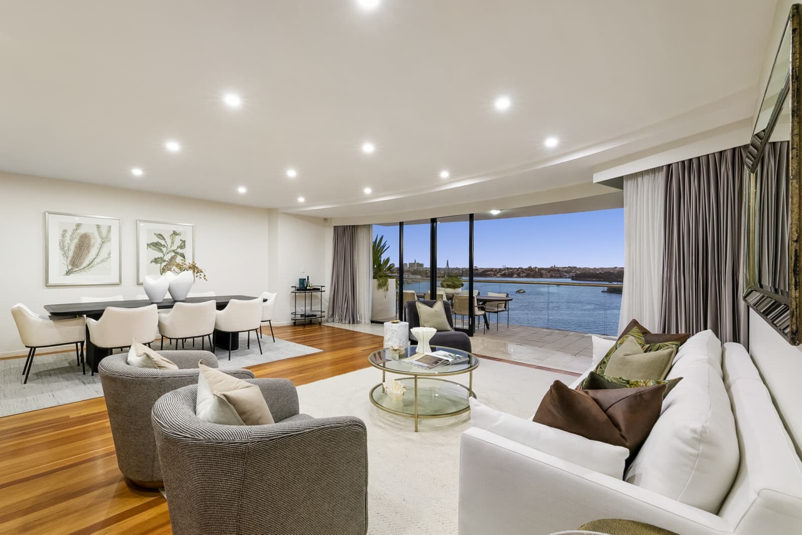 6/3 Northcliff Street, MILSONS POINT, Milsons Point - Thumbnail 2