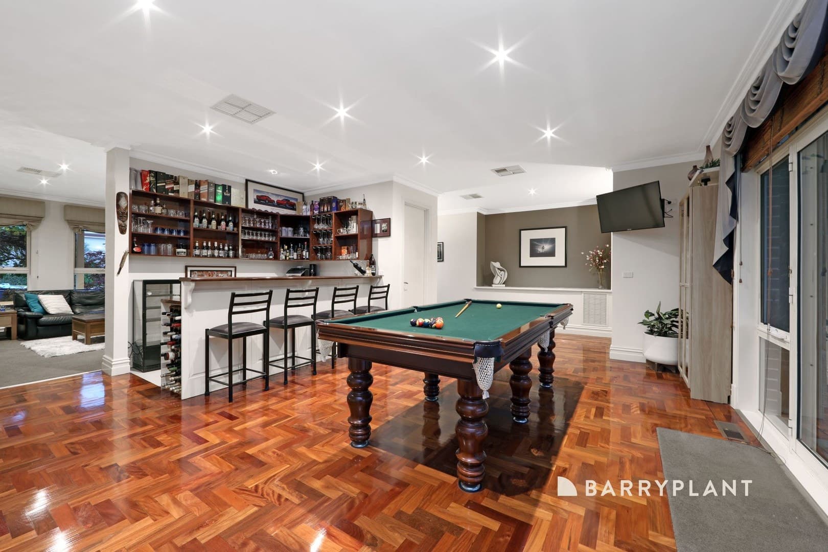 8 Sommersby Court, Lysterfield, VIC 3156, Lysterfield - Thumbnail 6