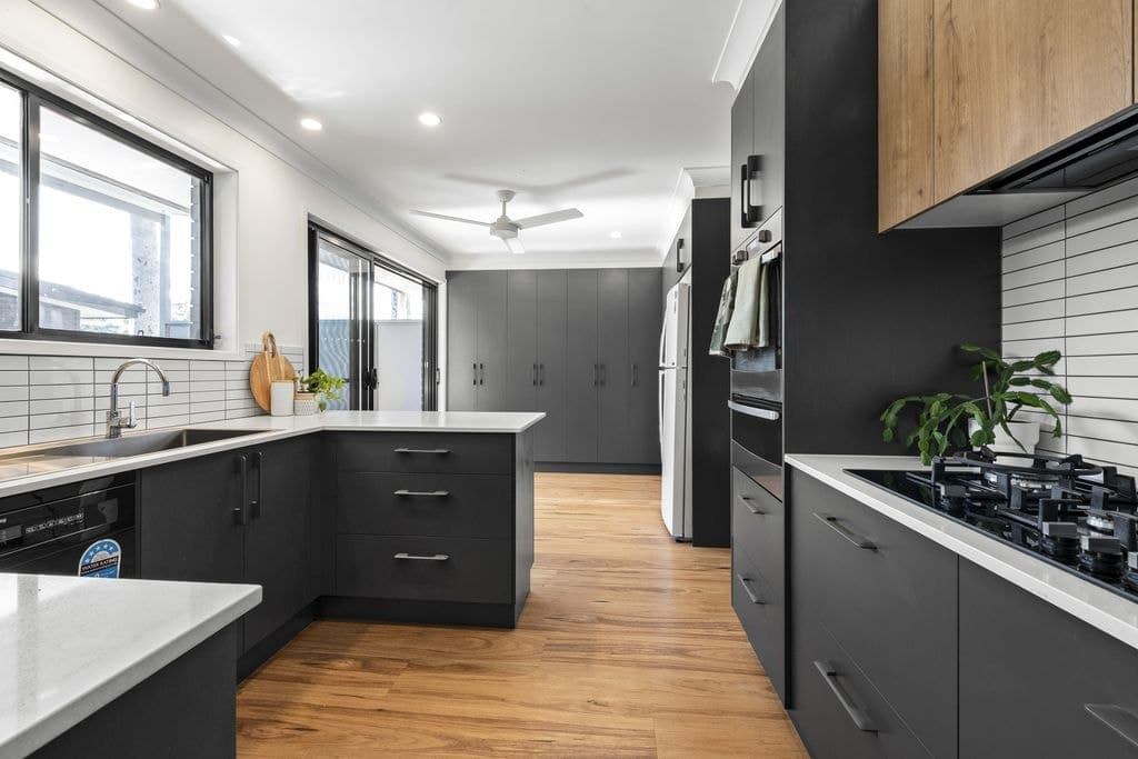 8 Wyoming Avenue, Burrill Lake - Thumbnail 8