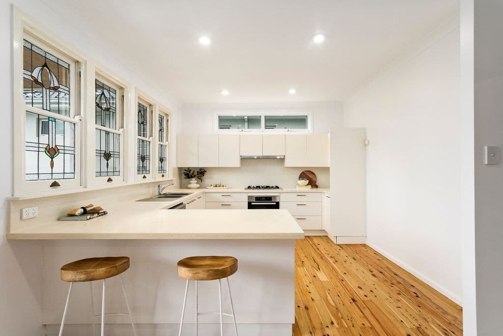 8 Byrarong Avenue, Mangerton - Image 1