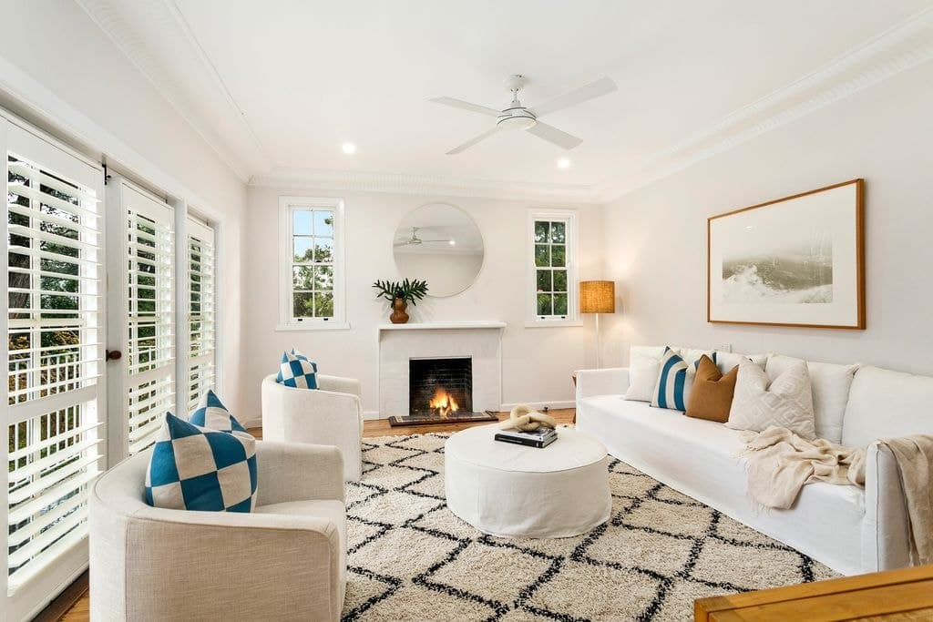 8 Byrarong Avenue, Mangerton - Thumbnail 2