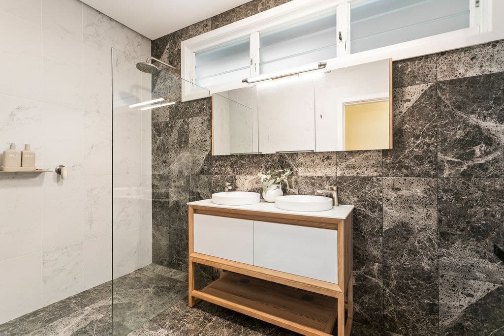 8 Byrarong Avenue, Mangerton - Thumbnail 8