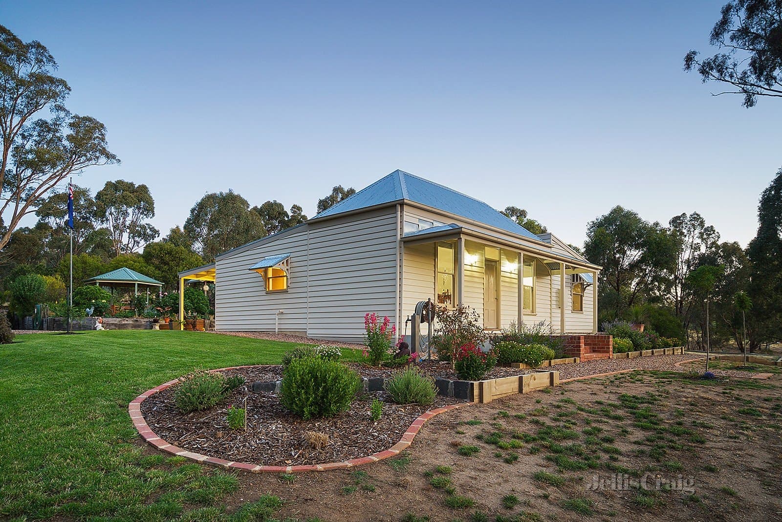 20 Commissioners Gully Road, Chewton, Chewton - Thumbnail 3