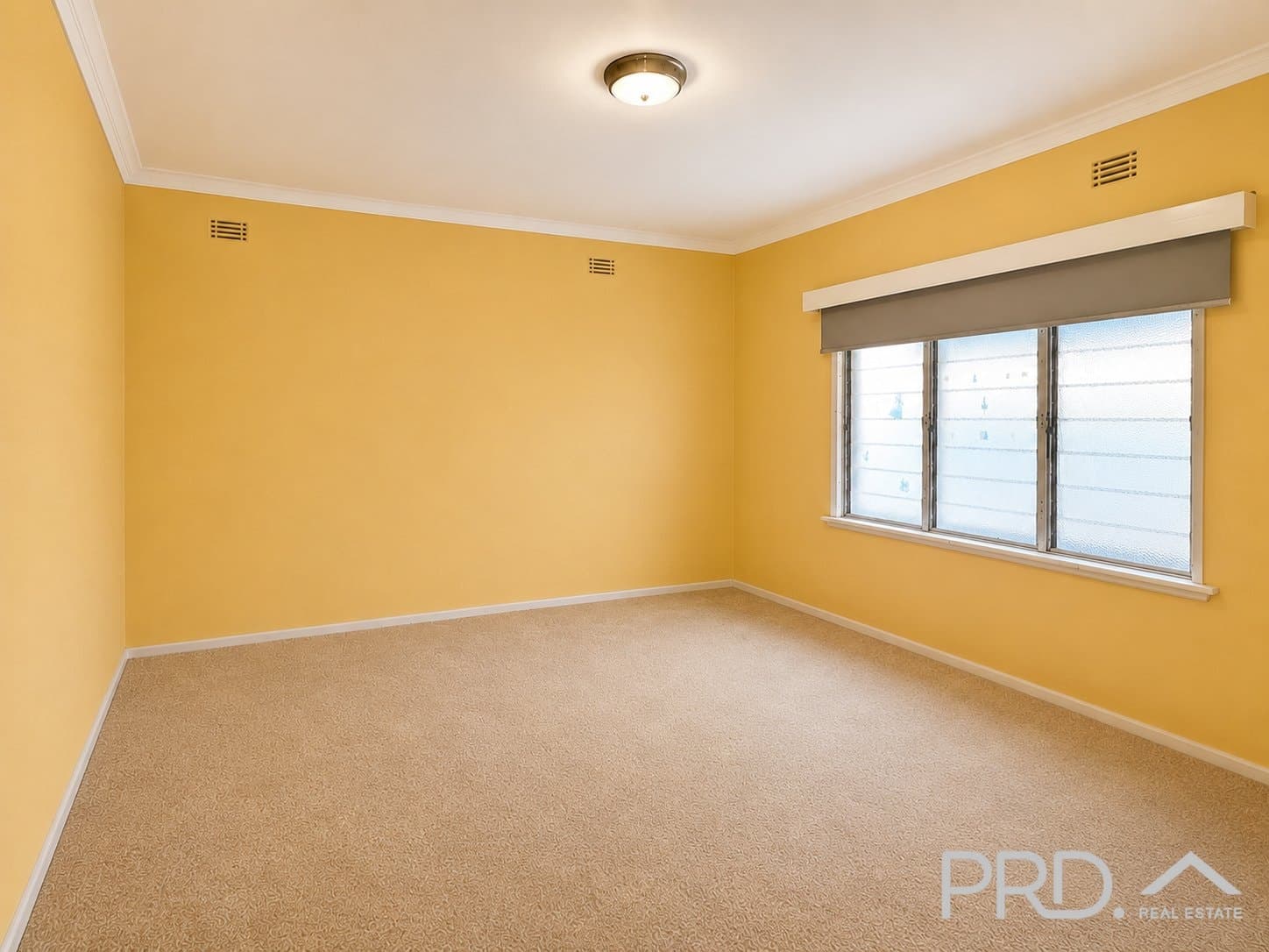 217
                Eleventh
                Street
            
            
            
            mildura
            
            
            VIC,
            3500, Mildura - Thumbnail 8