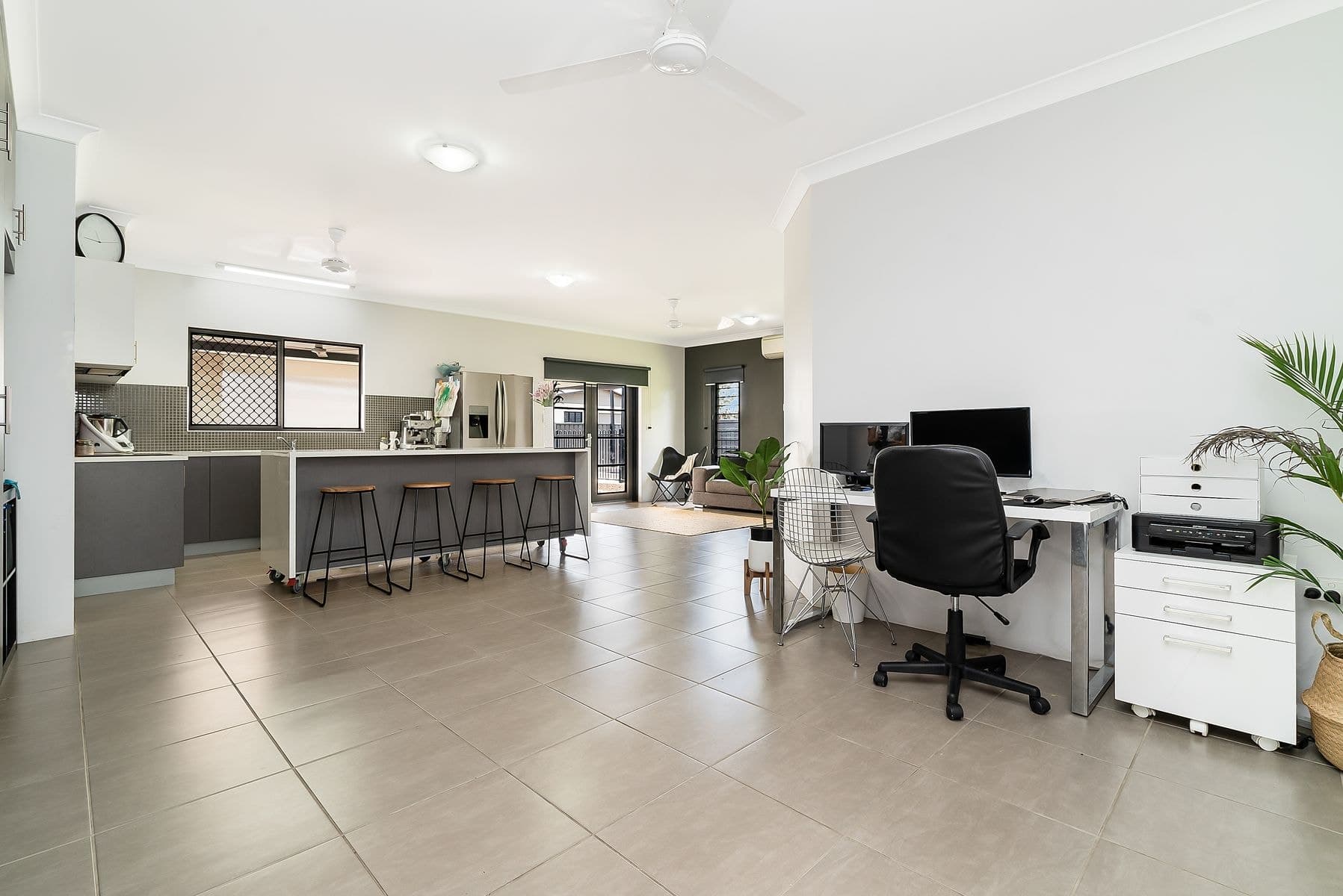 22 Taylor Crescent, Bellamack NT 0832, Bellamack - Thumbnail 4