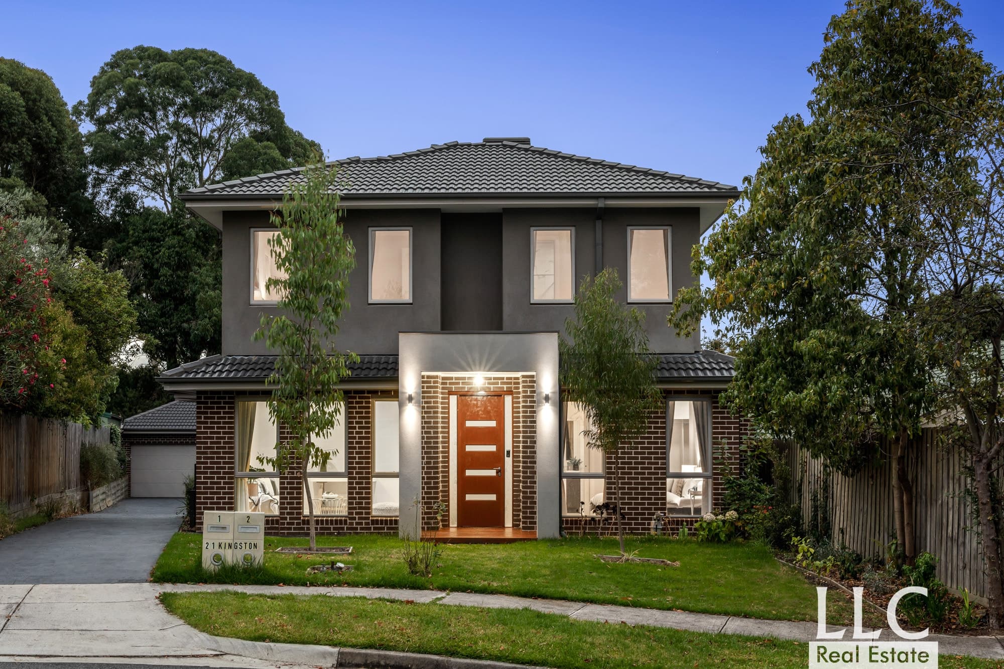 1/21 Kingston Street, Mount Waverley - Image 1