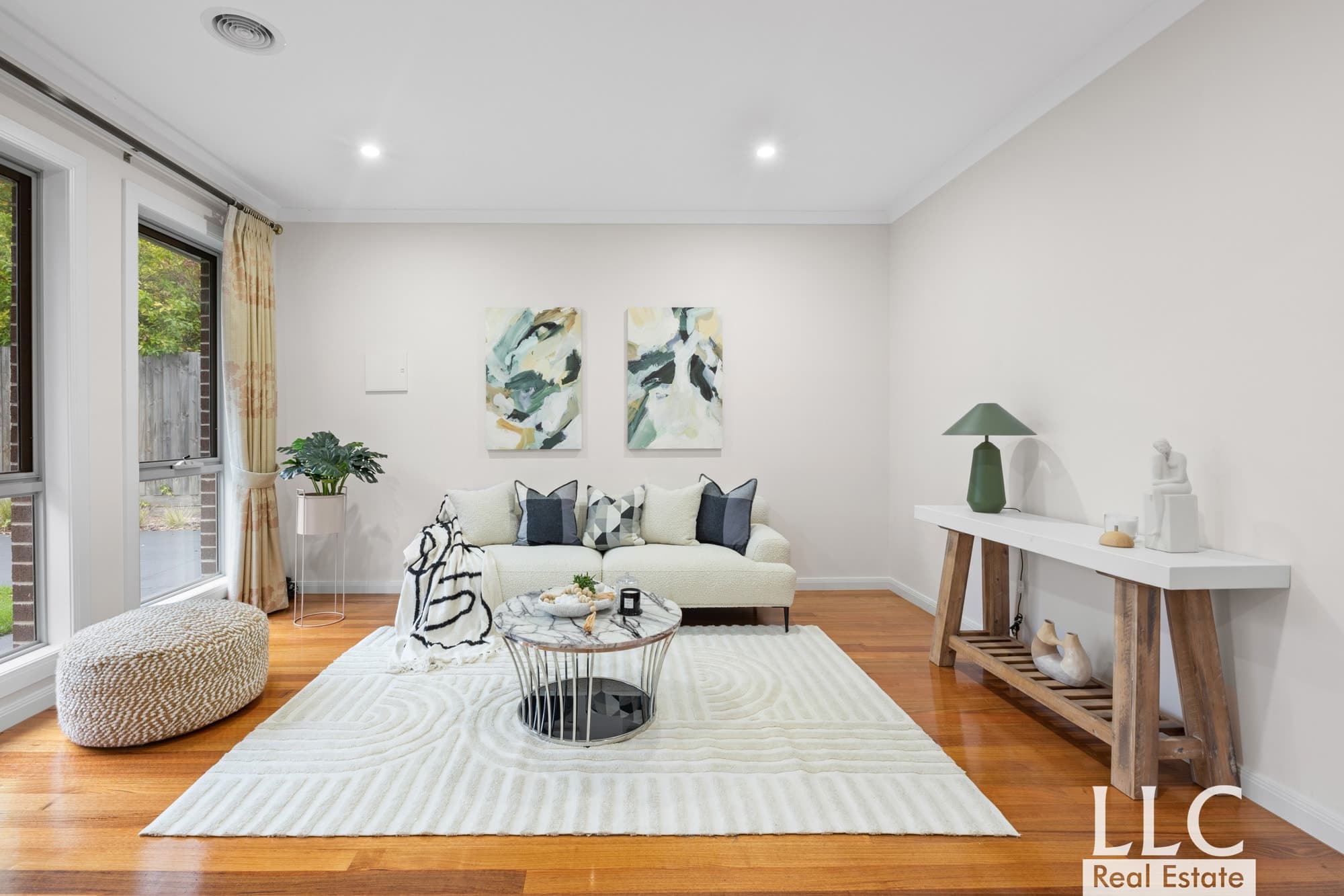 1/21 Kingston Street, Mount Waverley - Thumbnail 2