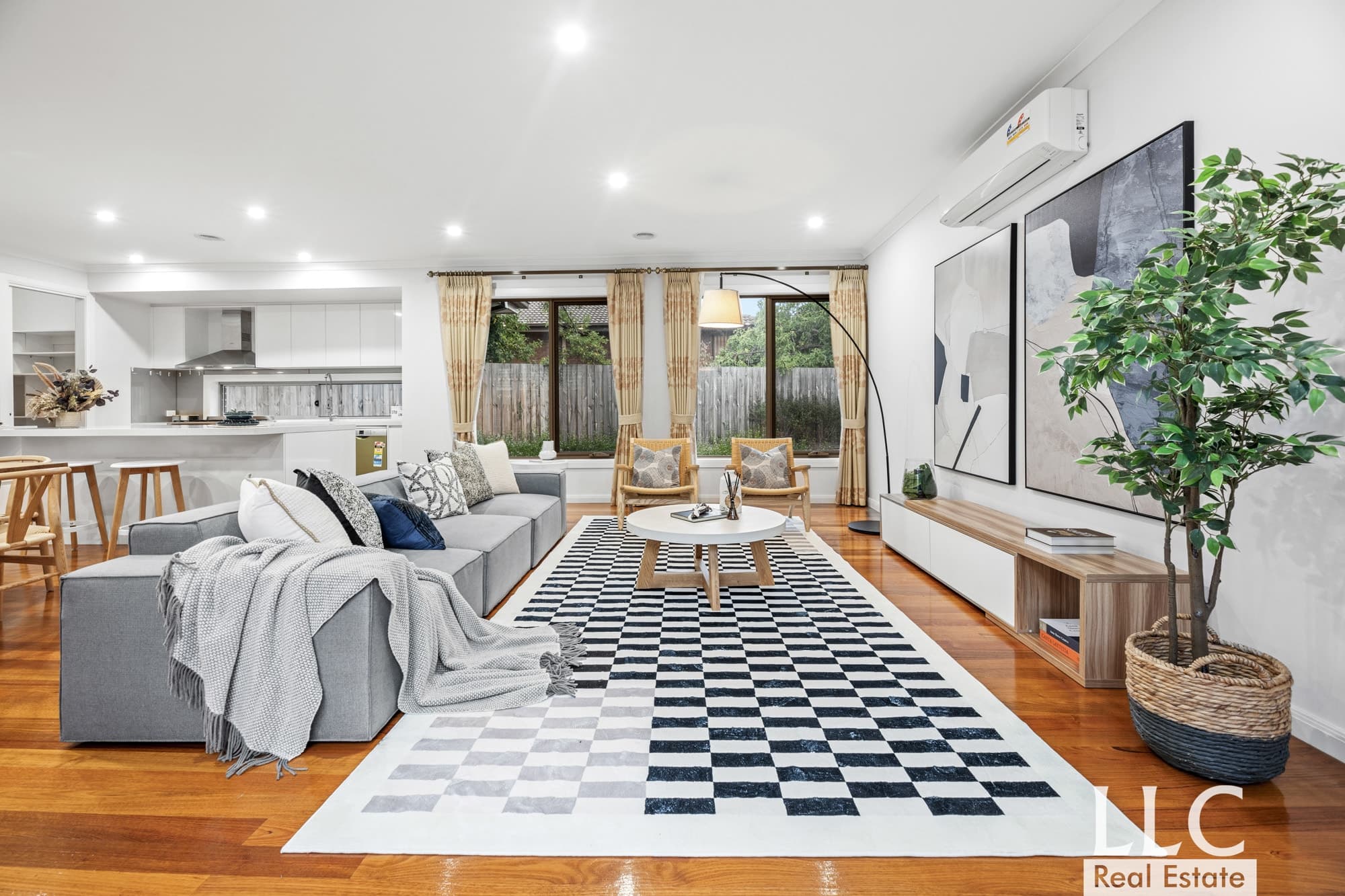 1/21 Kingston Street, Mount Waverley - Thumbnail 3