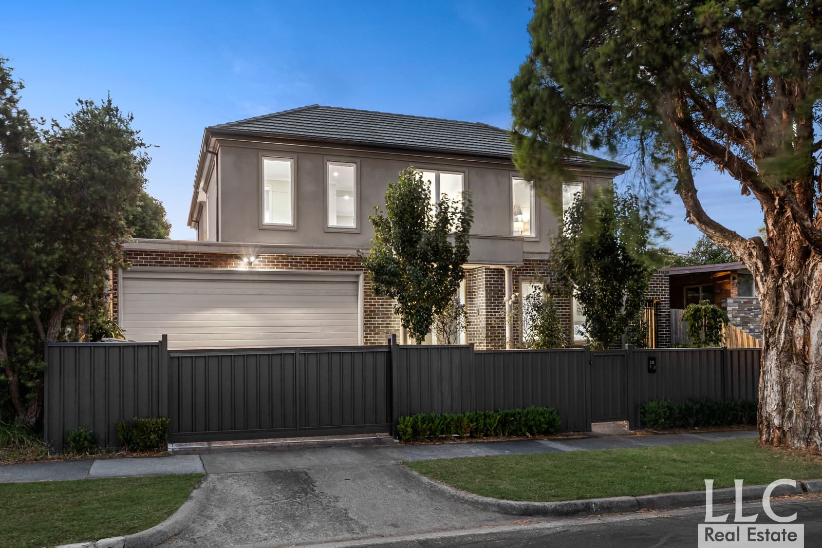 999/35 Josephine Avenue, Mount Waverley - Image 1