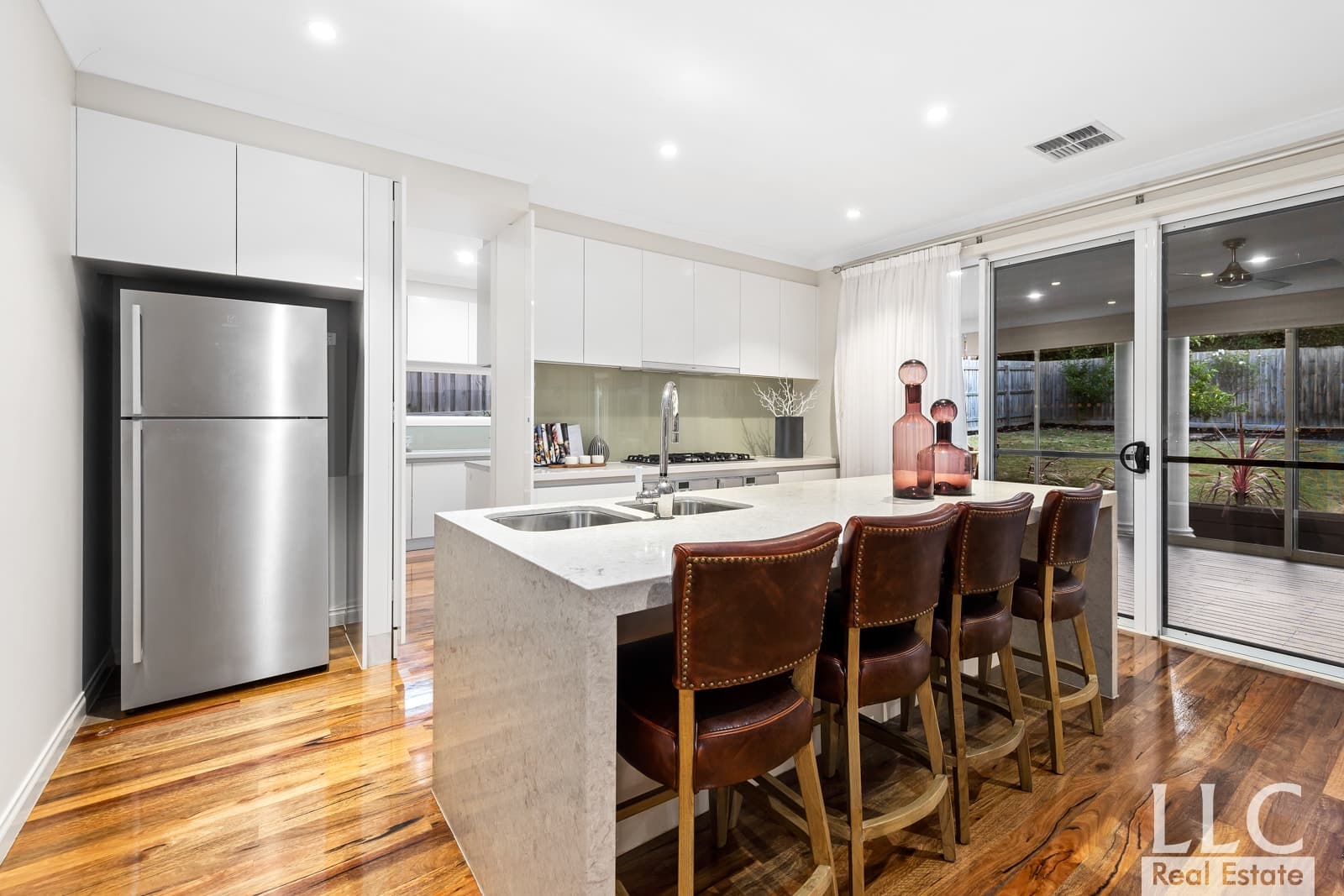 999/35 Josephine Avenue, Mount Waverley - Thumbnail 5