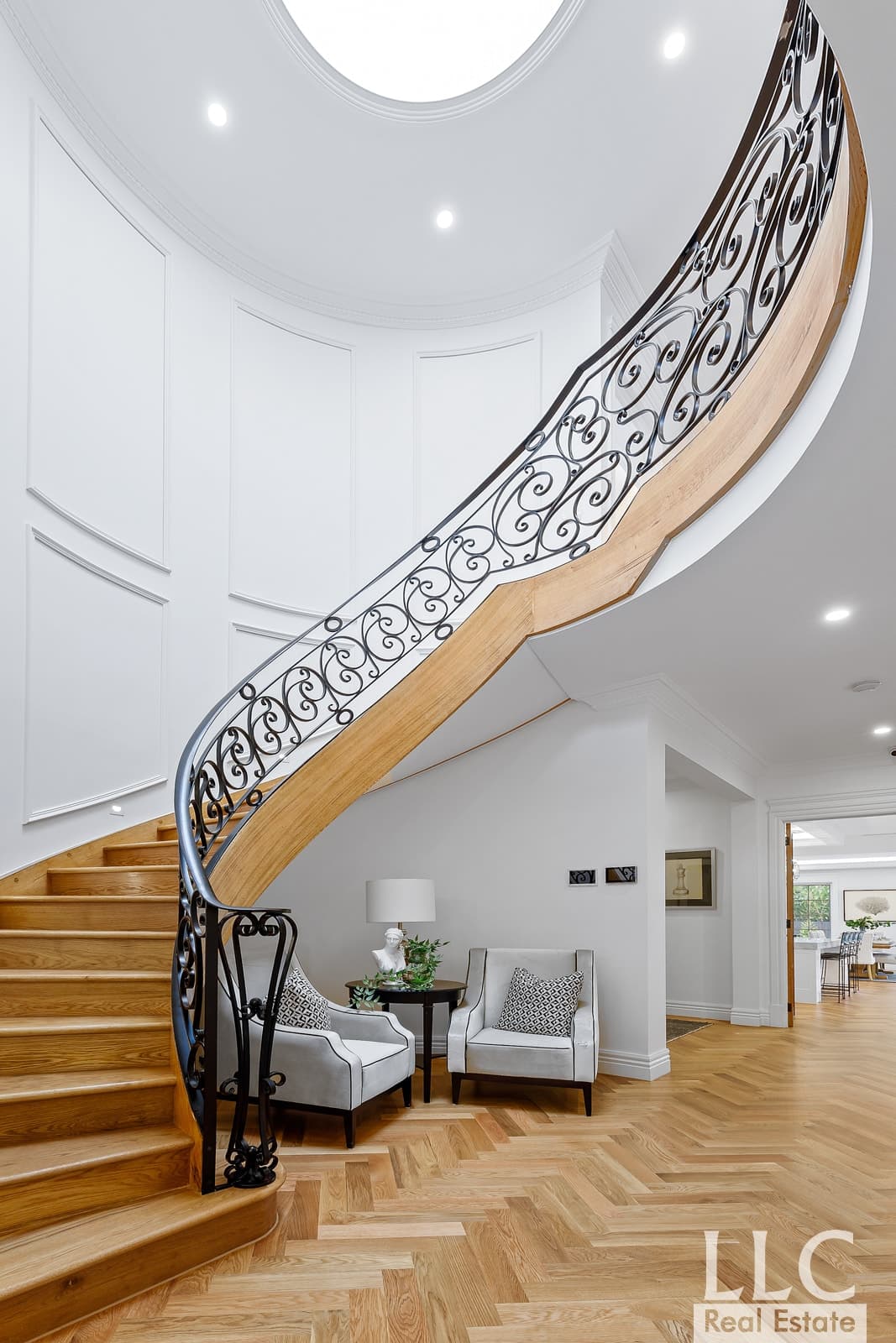 972/9 Sanday Street, Glen Waverley - Thumbnail 6