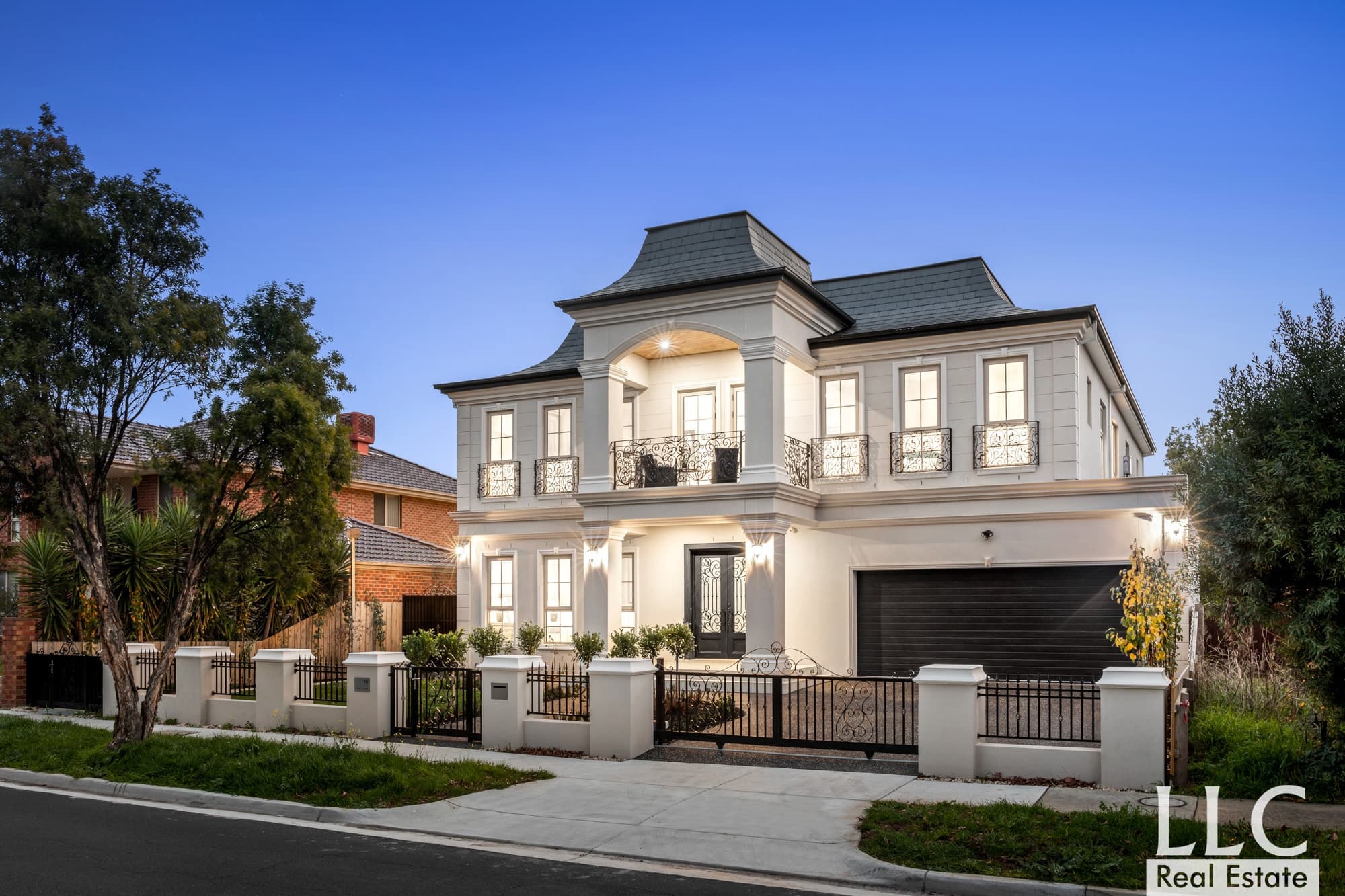 882/19 Fraser Street, Glen Waverley - Image 1