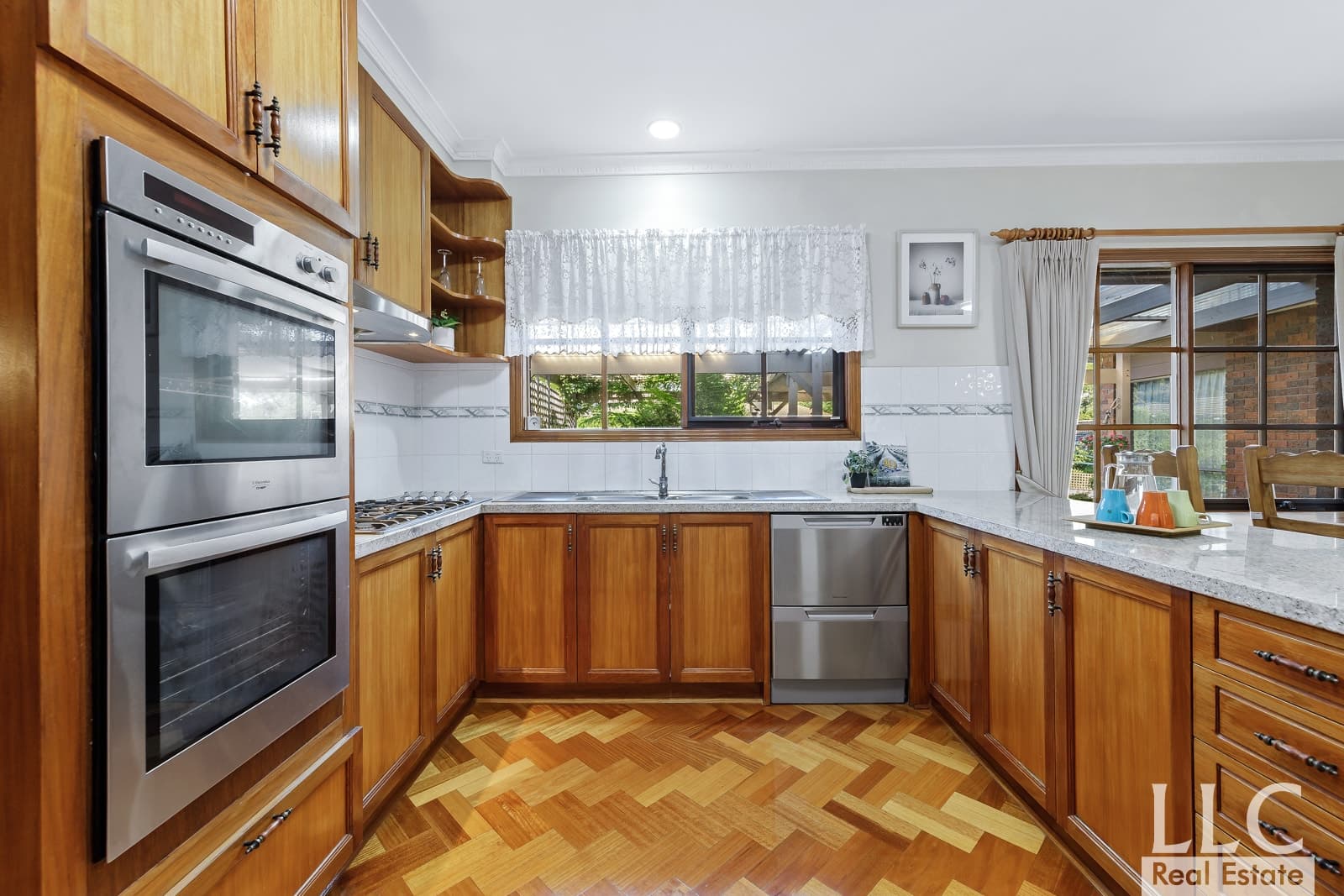 925C/11 Woodview Court, Wheelers Hill - Thumbnail 5