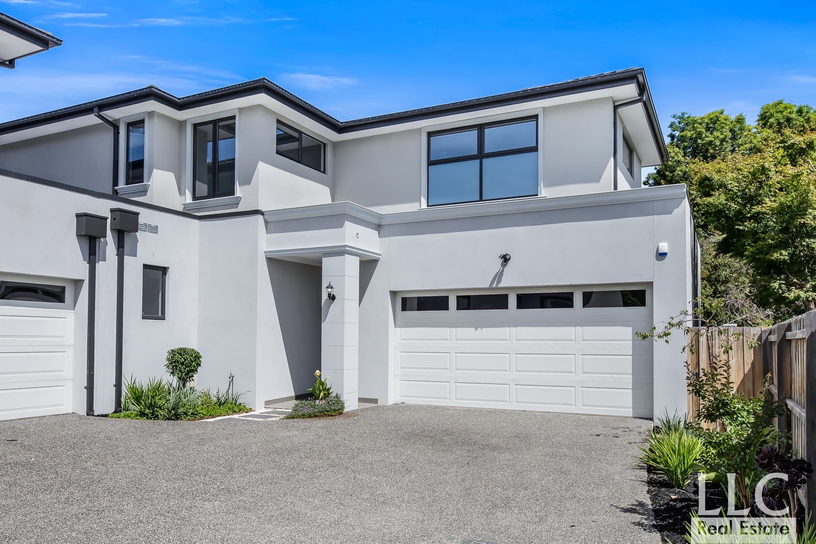 2/732 Highbury Road, Glen Waverley - Image 1