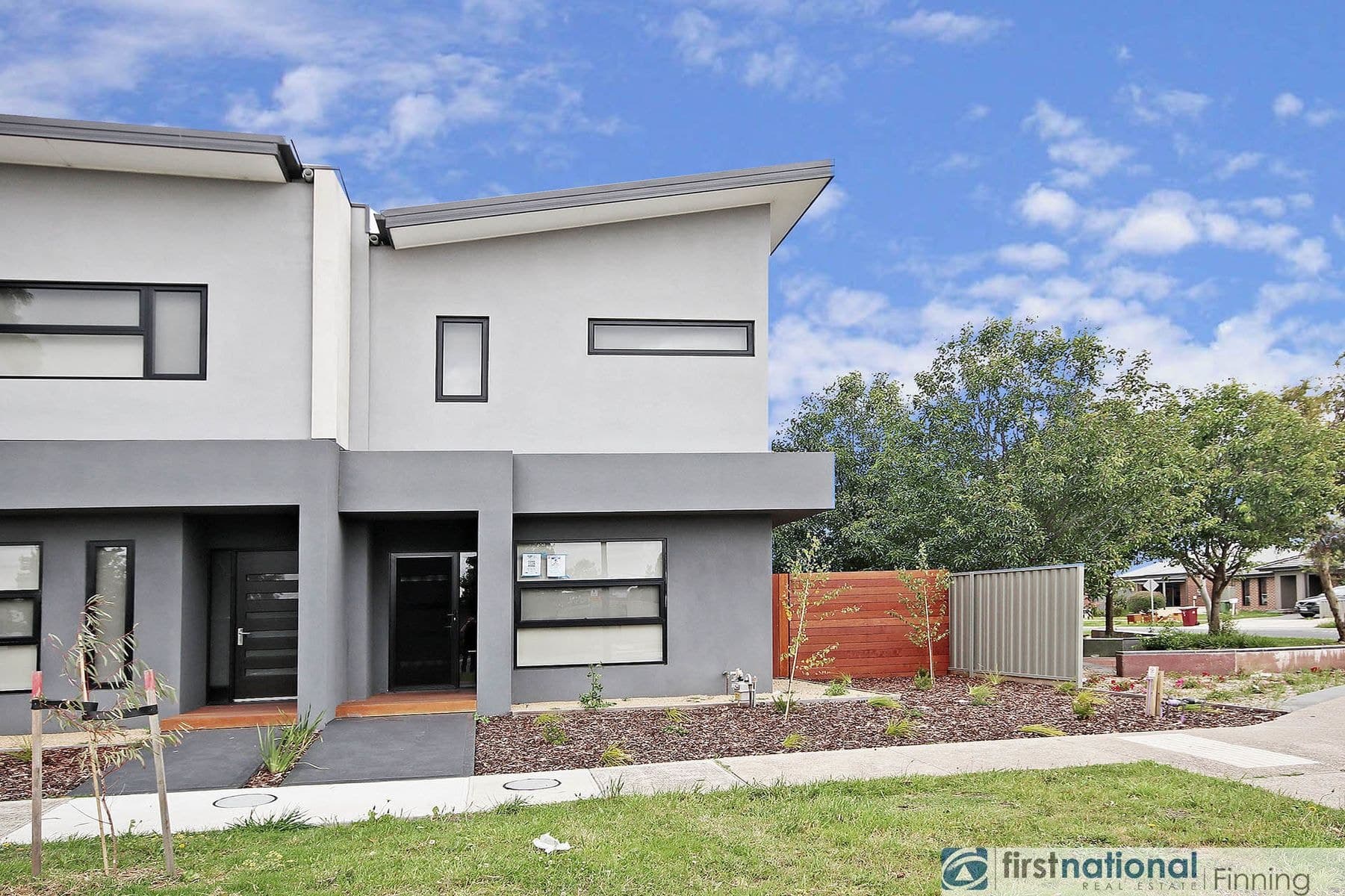 31 Elmslie Drive, Cranbourne East VIC 3977, Cranbourne East - Image 1