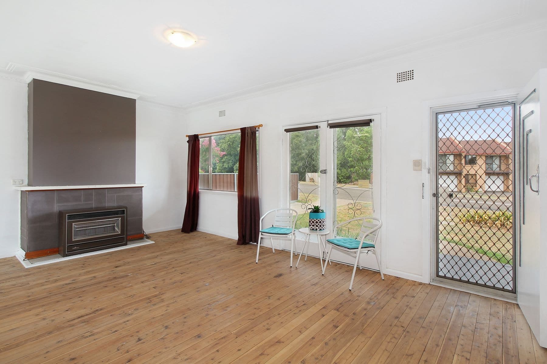 218 Johnston Street, Tamworth NSW 2340, Tamworth - Thumbnail 2