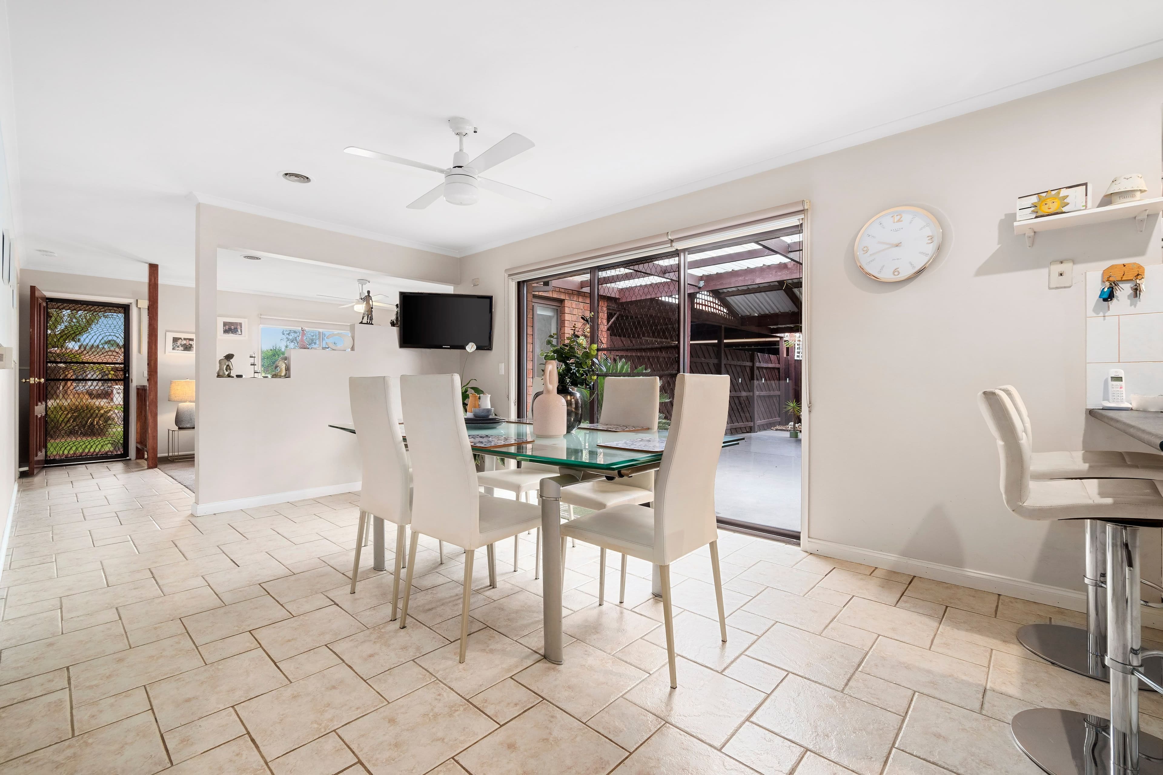 7 Eynon Court, Mill Park VIC 3082, Mill Park - Thumbnail 4