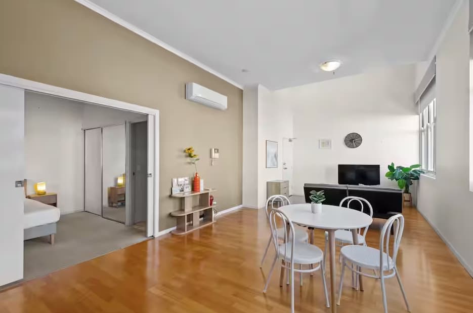203/98 Bowen Street, Spring Hill QLD 4000, Spring Hill - Image 1