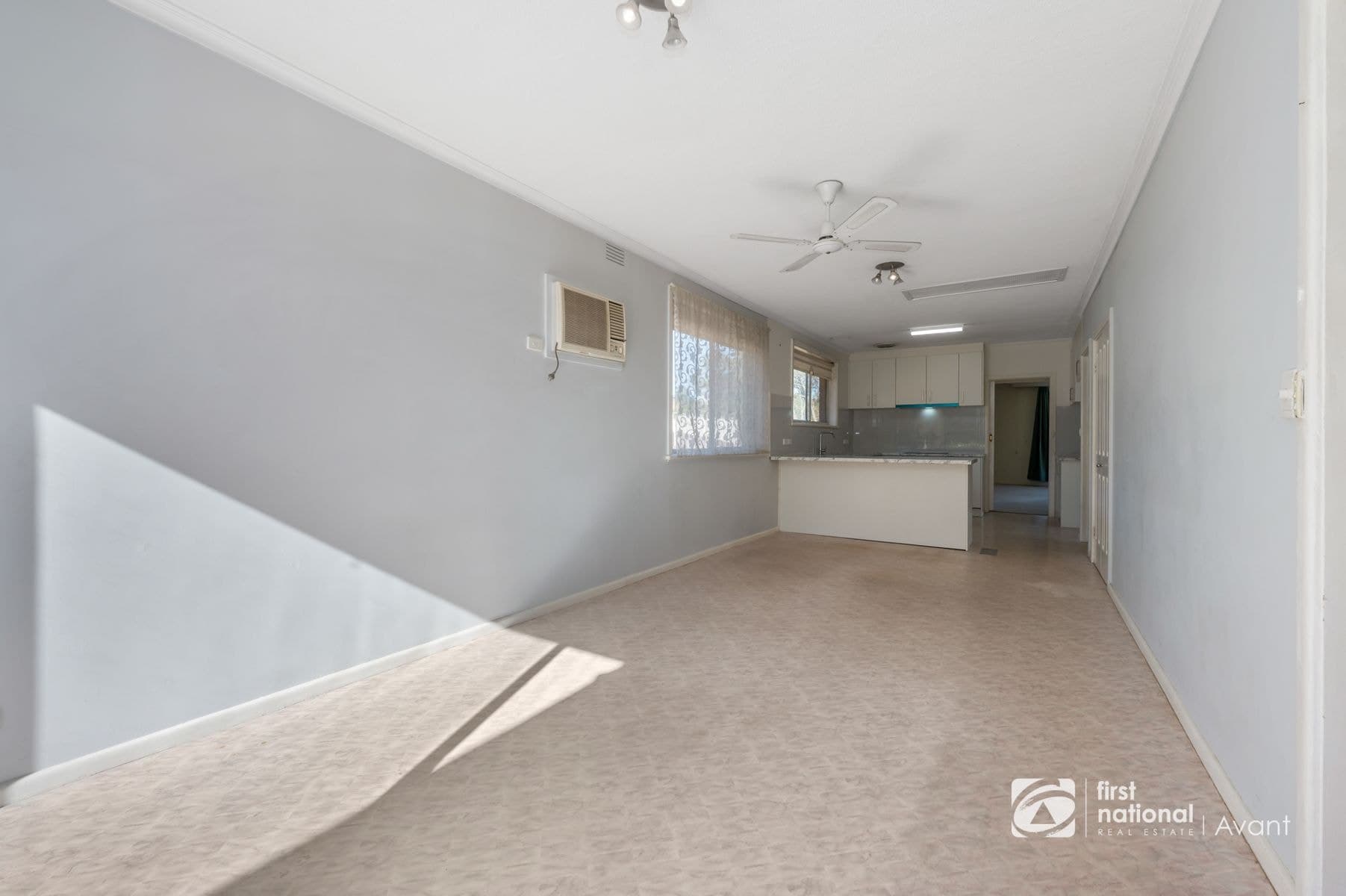 21 Gordon Road, Mount Waverley VIC 3149, Mount Waverley - Thumbnail 2