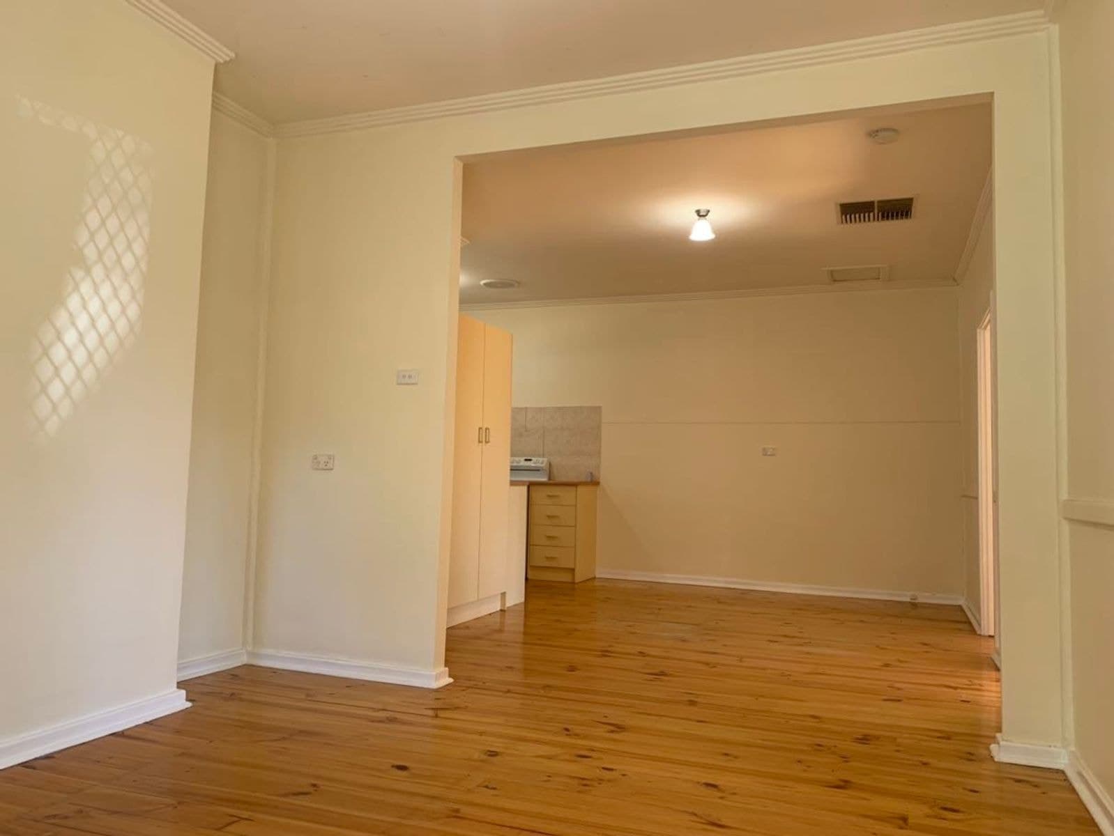 6 Stratford Road, Salisbury North SA 5108, Salisbury North - Thumbnail 3
