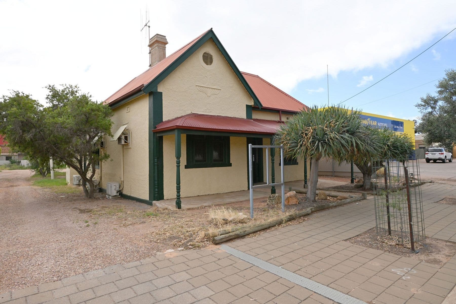 21 Flinders Terrace, Port Augusta, SA 5700, Port Augusta - Thumbnail 2