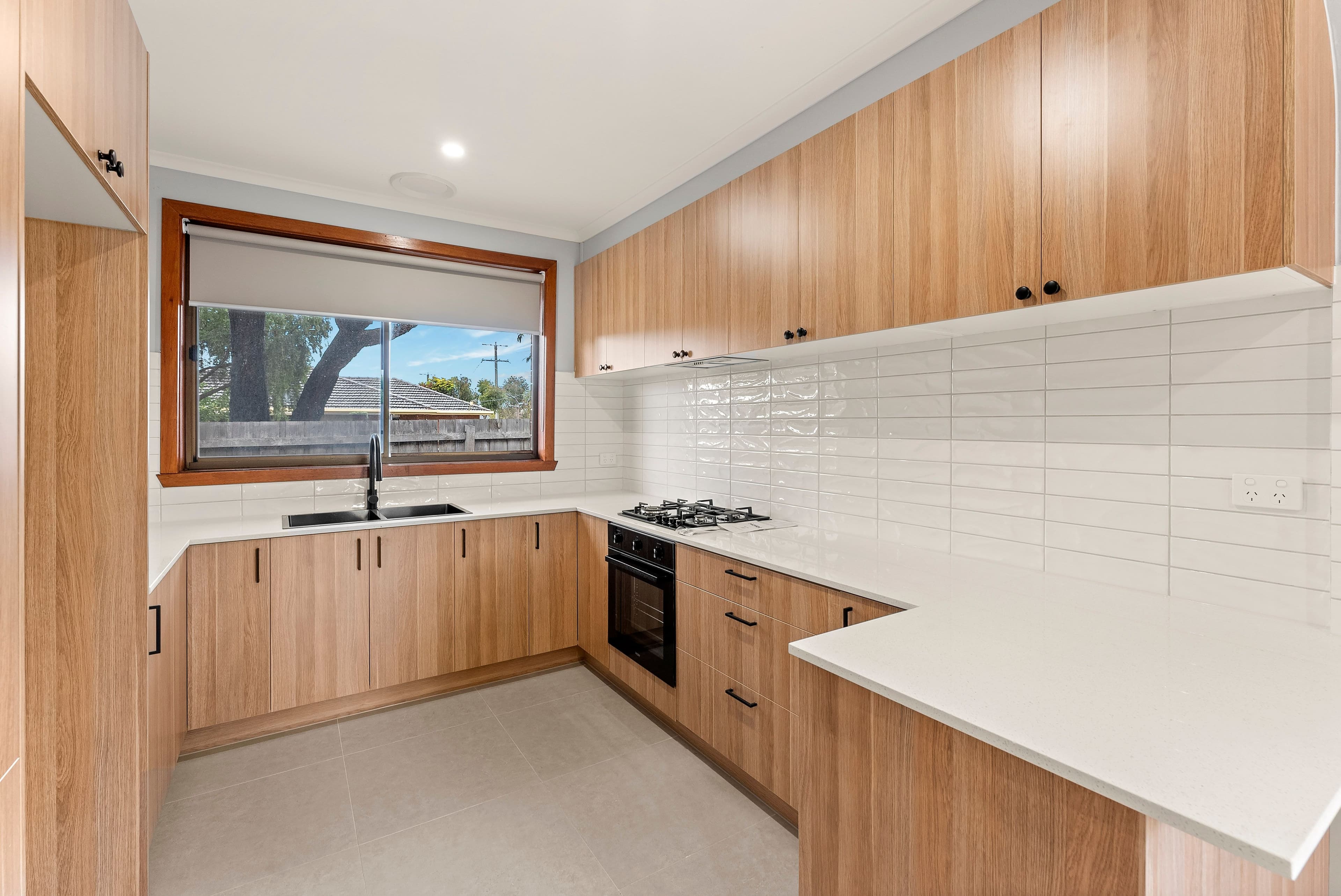 1/30 Kinlora Avenue, Epping VIC 3076, Epping - Thumbnail 2