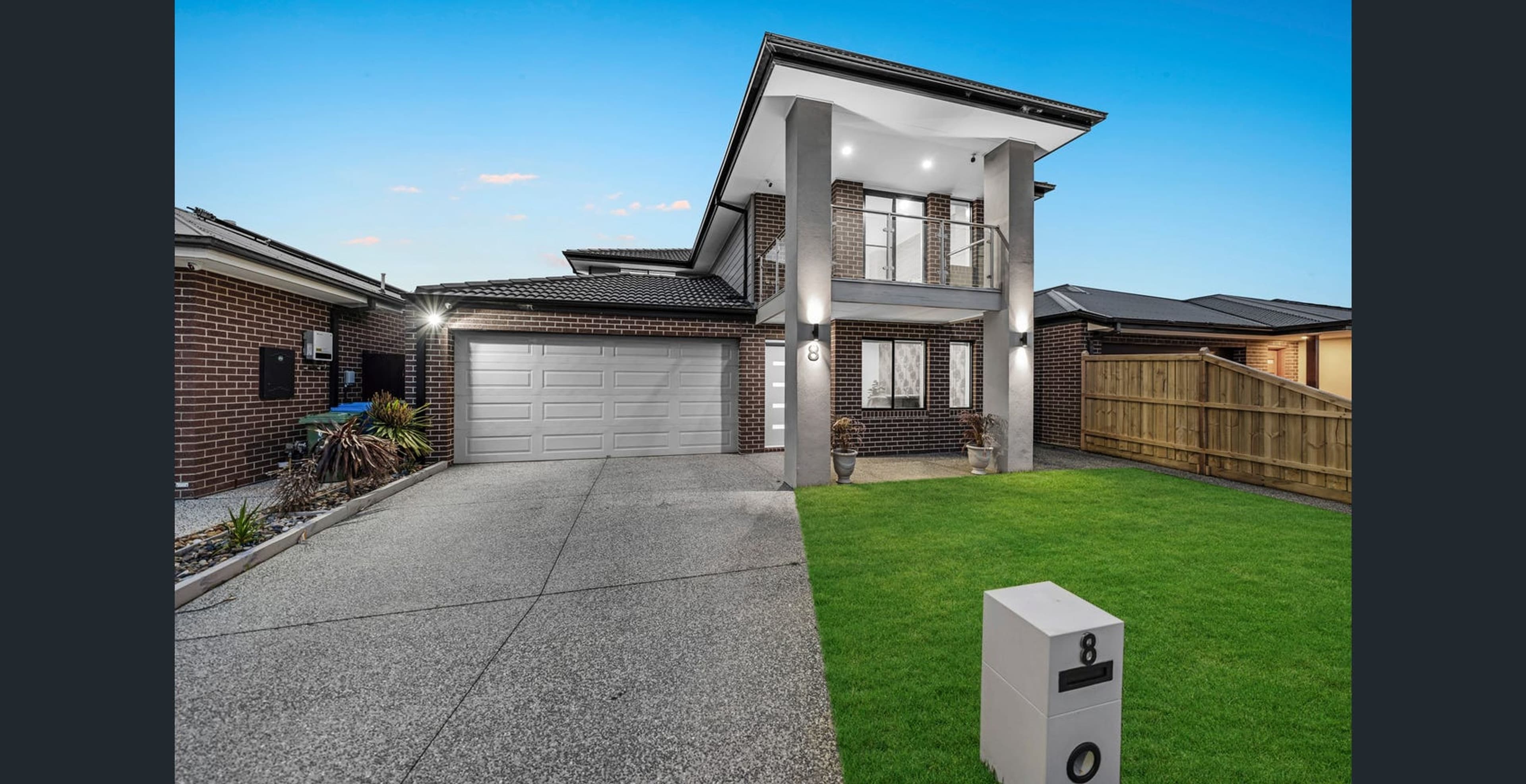 8 Langshan road, Clyde North - Image 1