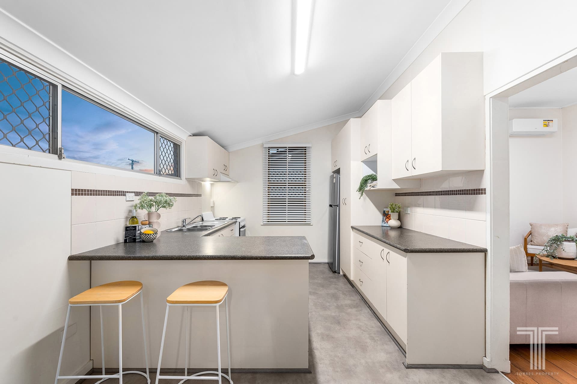 331 Stanley Road, Carina, Carina - Thumbnail 2
