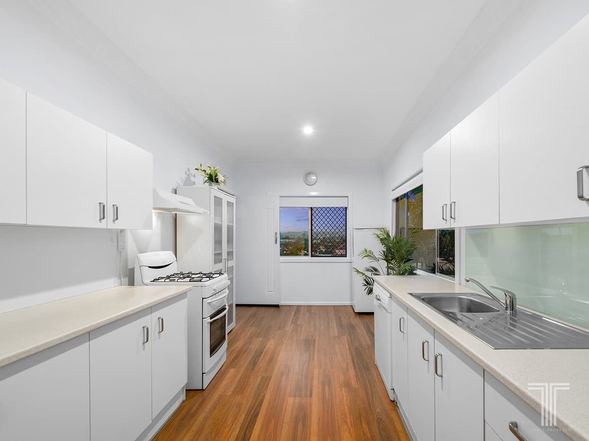 10 Brown Street, Camp Hill, Camp Hill - Thumbnail 8