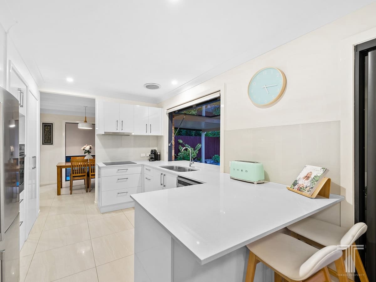 25 Lindisfarne Street, Carindale, Carindale - Thumbnail 5