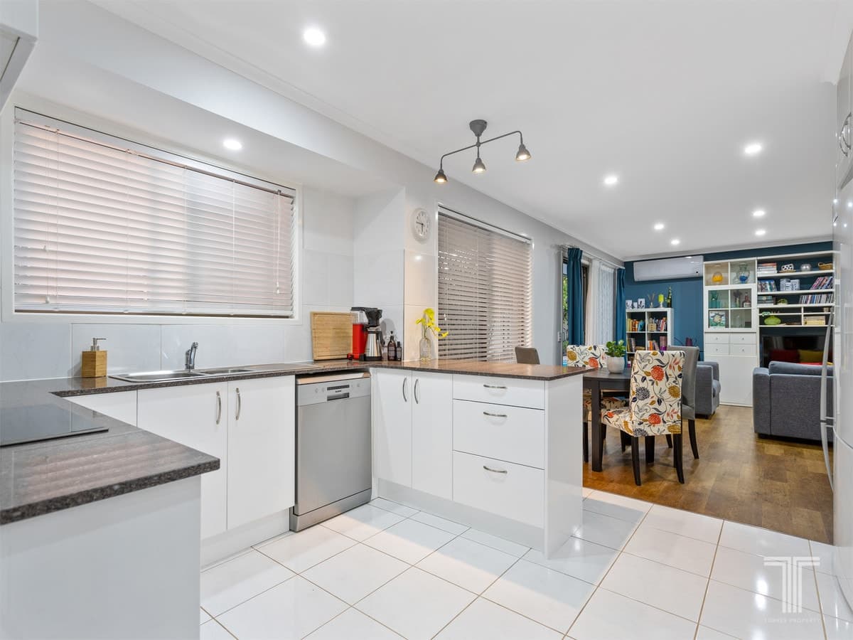 6 Cadogan Street, Carindale, Carindale - Thumbnail 5