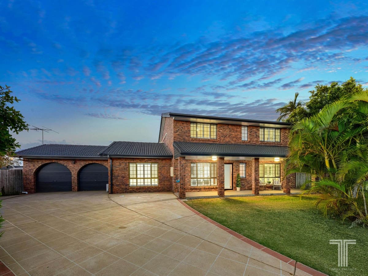 14 Stevenson Court, Carindale, Carindale - Image 1