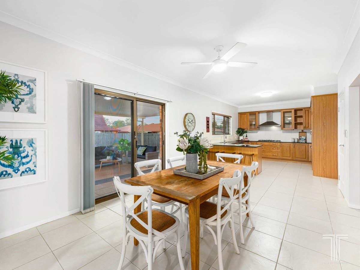 14 Stevenson Court, Carindale, Carindale - Thumbnail 4