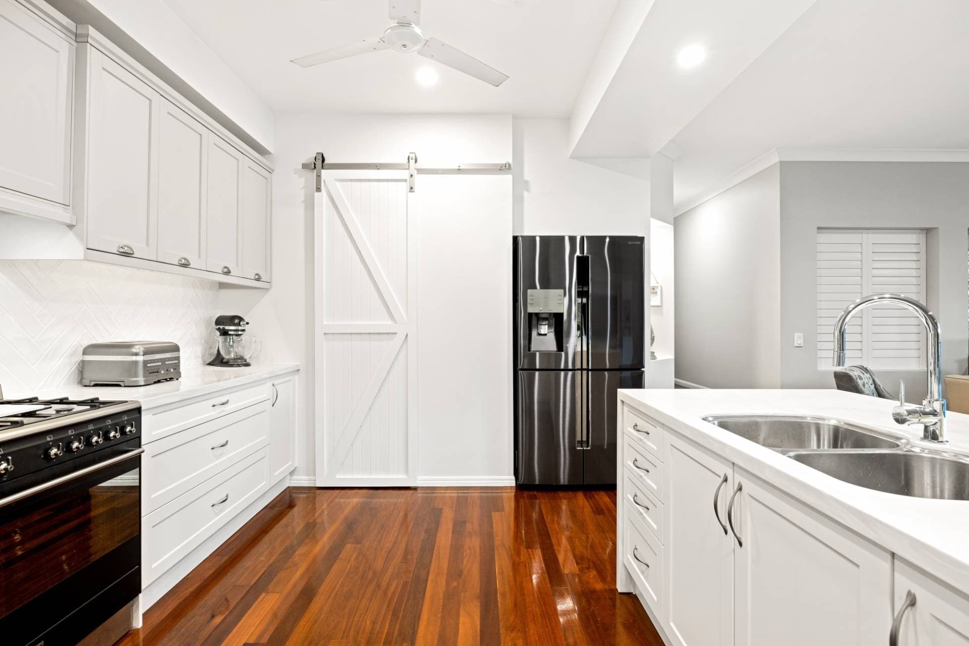 1A Woodchester Close, Rosemount - Thumbnail 6