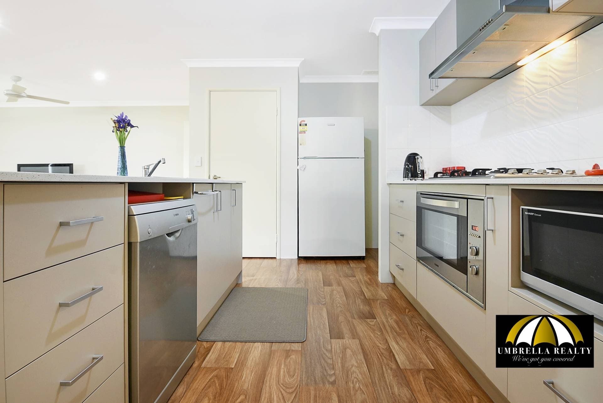 26 Columbine Tce, Glen Iris - Thumbnail 3